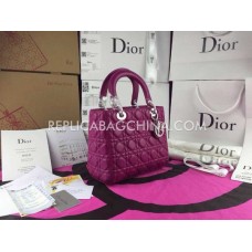 Geantă Dior Lady Default din piele replică de înaltă calitate Geantă Dior Lady Default din piele replică de înaltă calitate