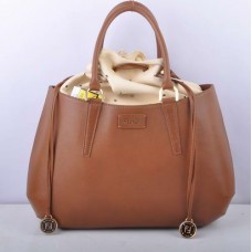 Geantă mare cu mâner superior Fendi B Fab Earth din piele de căprioară galbenă Geantă mare cu mâner superior Fendi B Fab Earth din piele de căprioară galbenă