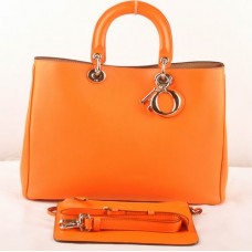 Geantă Dior Diorissimo Jumbo Portocalie din Piele Originală (Fundamente Aurii) 602 Geantă Dior Diorissimo Jumbo Portocalie din Piele Originală (Fundamente Aurii) 602