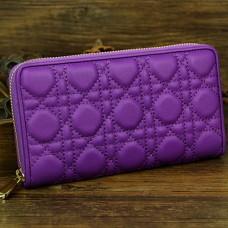 Portofel Lady Dior Escapade din piele de oaie D0082 violet