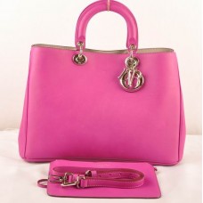 Geantă Dior Diorissimo Jumbo din piele purpurie (hardware auriu) 602 Geantă Dior Diorissimo Jumbo din piele purpurie (hardware auriu) 602