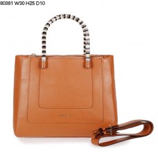 Geantă de mână Bvlgari New Hand Carry Serpenti Ferrari din piele, galben pământ, 80381 Geantă de mână Bvlgari New Hand Carry Serpenti Ferrari din piele, galben pământ, 80381