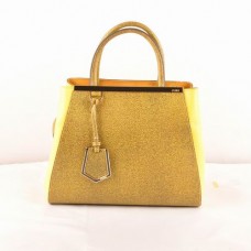 Geantă mică din piele Fendi 2jours cu nervuri galbene încrucișate și galben lămâie Ferrari Geantă mică din piele Fendi 2jours cu nervuri galbene încrucișate și galben lămâie Ferrari
