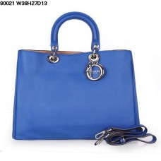 Geanta Dior Diorissimo Jumbo Piele Nappa albastra safir (hardware argintiu) 8002 Geanta Dior Diorissimo Jumbo Piele Nappa albastra safir (hardware argintiu) 8002