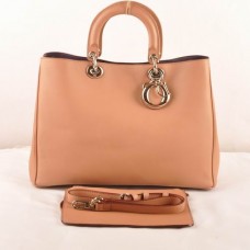 Geantă Dior Diorissimo Jumbo Camel Original Leather (Golden Hardware) 602 Geantă Dior Diorissimo Jumbo Camel Original Leather (Golden Hardware) 602