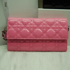 Portofel Dior CD086 roz din piele lăcuită Portofel Dior CD086 roz din piele lăcuită
