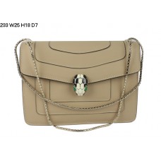 Geantă de umăr Bvlgari Serpenti din piele de vițel GM, culoare caisă 233 Geantă de umăr Bvlgari Serpenti din piele de vițel GM, culoare caisă 233