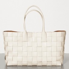 Tote Bottega Veneta Mediu În Alb Maxi Intreccio Tote Bottega Veneta Mediu În Alb Maxi Intreccio