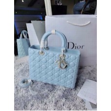 Geantă de mână Dior Lady din piele de miel Geantă de mână Dior Lady din piele de miel