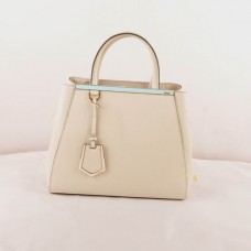 Geantă mică din piele Fendi 2jours bej cu nervuri încrucișate Geantă mică din piele Fendi 2jours bej cu nervuri încrucișate