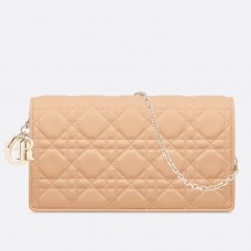 Clutch Dior Lady Dior cu lanț din piele de miel nud
