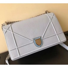 Geantă Dior Diorama Flap din piele de vițel granulată albastră pal Geantă Dior Diorama Flap din piele de vițel granulată albastră pal