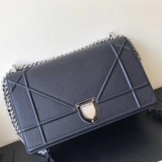 Geantă Dior Diorama Flap din piele de vițel granulată neagră Geantă Dior Diorama Flap din piele de vițel granulată neagră