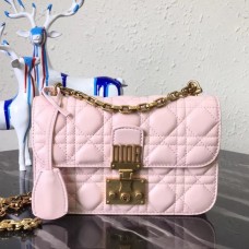Geantă mică Dior Dioraddict Flap din piele de miel roz