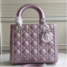 Geantă Dior medie Lady Dior din piele de miel șampanie Geantă Dior medie Lady Dior din piele de miel șampanie