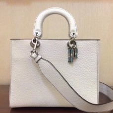 Geantă Dior Lady Dior mare din piele de miel granulată albă Canyon