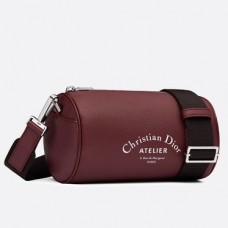 Poșetă cu role Dior din piele de vițel granulată bordo