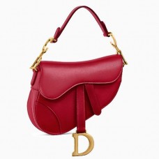 Geantă Dior Mini Saddle din piele de vițel roșie Geantă Dior Mini Saddle din piele de vițel roșie