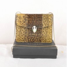 Geantă de umăr din piele Bvlgari Serpenti Snake Veins, culoare caisă 605 Geantă de umăr din piele Bvlgari Serpenti Snake Veins, culoare caisă 605