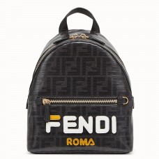 Rucsac mini Fendi din material textil negru glazurat Rucsac mini Fendi din material textil negru glazurat