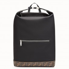 Rucsac dreptunghiular Fendi din nailon negru Rucsac dreptunghiular Fendi din nailon negru