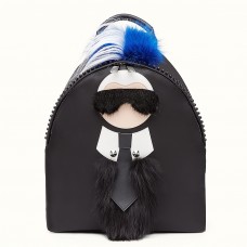 Rucsac Fendi negru cu blană Depict Karlito și aplicații Rucsac Fendi negru cu blană Depict Karlito și aplicații