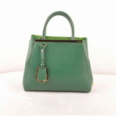 Geantă mică din piele Fendi 2jours verde cu vene încrucișate Geantă mică din piele Fendi 2jours verde cu vene încrucișate